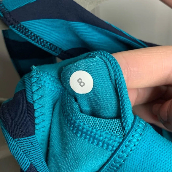 Lululemon 2 in Run Tank Top in Micro Macro Stripe Surge Blue - Picture 10 of 10